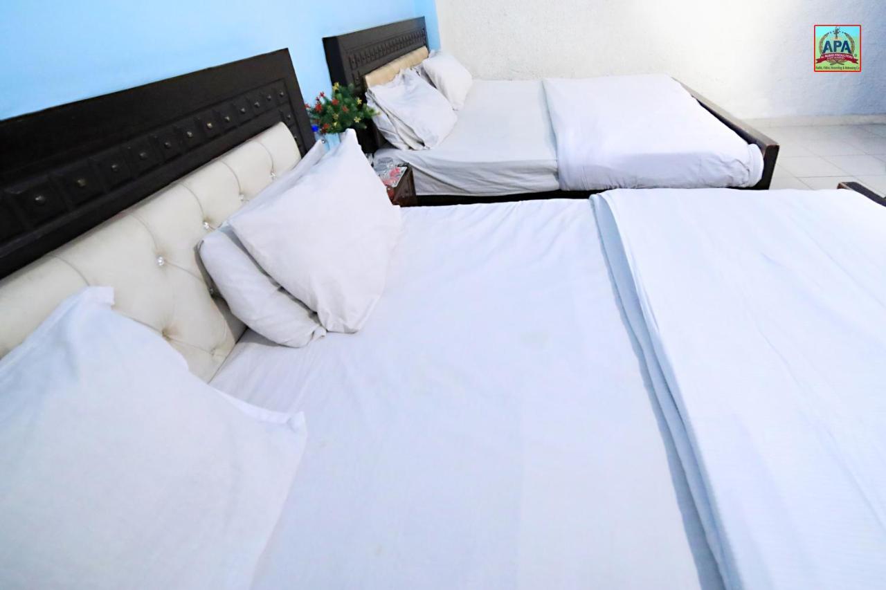 Royal Inn Guest House Lahore Ngoại thất bức ảnh